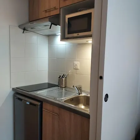 Nemea Student Arena Aparthotel